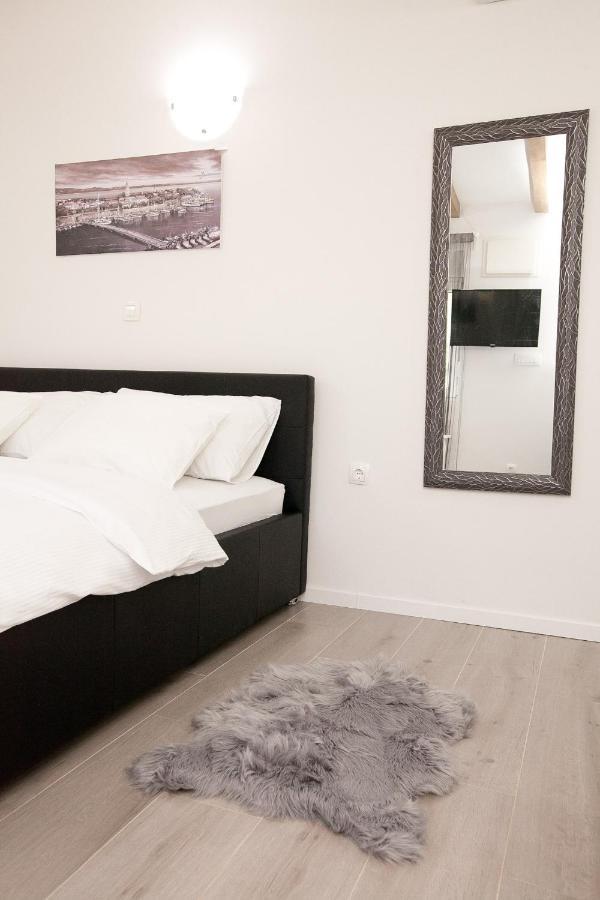 Studio Apartments Tara Zadar Exteriör bild